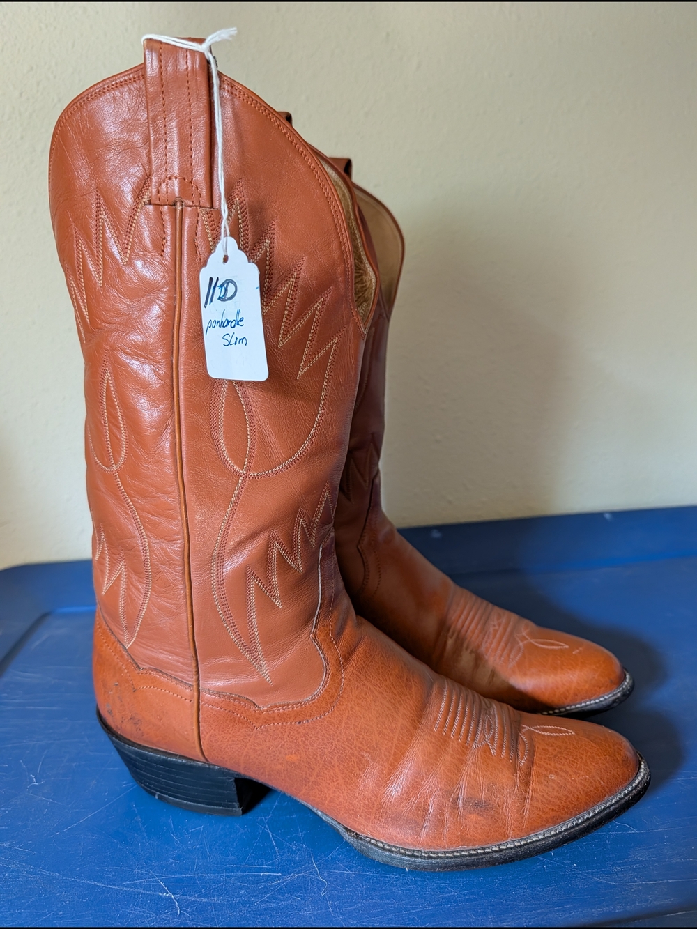 Men's Pan Handle Slim Western Boots.